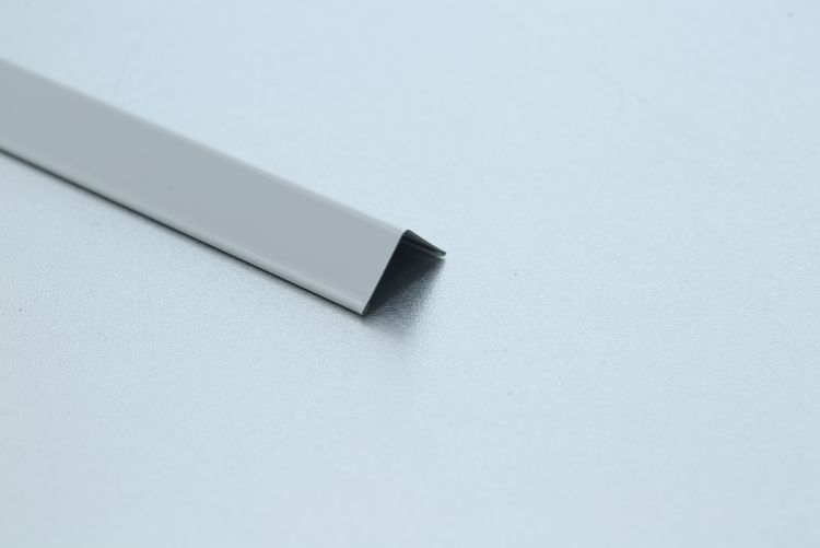 PPGI ANgle 25 x 25mm