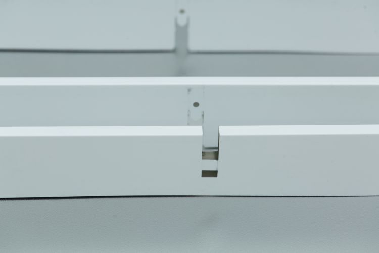 Open Cell Lower blade